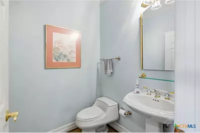 115 Alameda Circle, Victoria, TX 77904 - Photo 35
