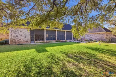 115 Alameda Circle, Victoria, TX 77904 - Photo 47