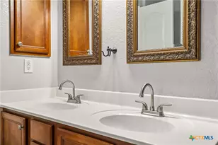 397 Copper Path Dr, New Braunfels, TX 78130 - Photo 25