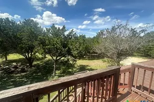 2629 Wild Cat Roost, New Braunfels, TX 78132 - Photo 11