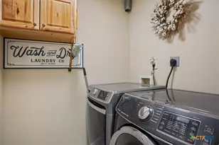 1006 W North Ave, Lampasas, TX 76550 - Photo 13