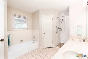 13302 Estate Trail, Belton, TX 76513 - Photo 17