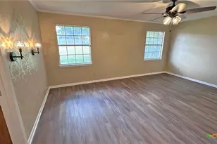 517 S Roy Reynolds Dr, Harker Heights, TX 76548 - Photo 17