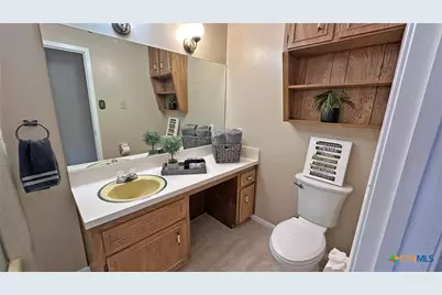 517 S Roy Reynolds Drive, Harker Heights, TX 76548 - Photo 25