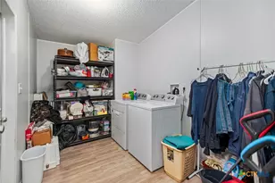 250 E 3rd St, Bloomington, TX 77951 - Photo 19