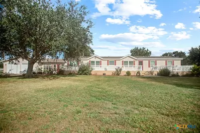 250 E 3rd Street, Bloomington, TX 77951 - Photo 3