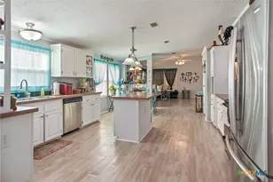 250 E 3rd St, Bloomington, TX 77951 - Photo 13