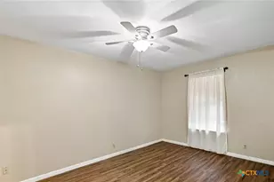 208 Versailles St, Victoria, TX 77904 - Photo 17
