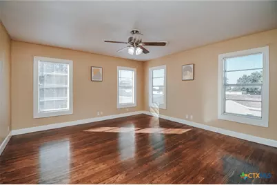 1503 E Virginia Avenue, Victoria, TX 77901 - Photo 15