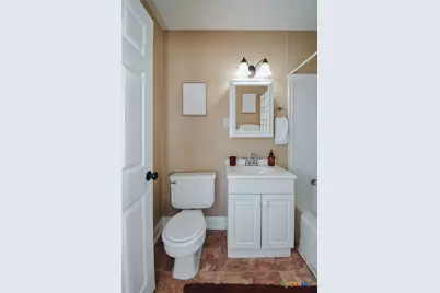 1503 E Virginia Avenue, Victoria, TX 77901 - Photo 17