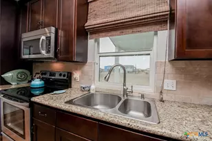 965 Porpoise Dr, Palacios, TX 77465 - Photo 19