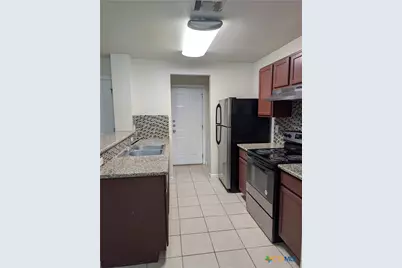 887 Sagewood Trl, San Marcos, TX 78666 - Photo 3