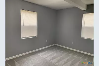 1914 S 9th Street, Temple, TX 76504 - Photo 11