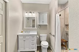 626 Basswood St, Victoria, TX 77904 - Photo 17