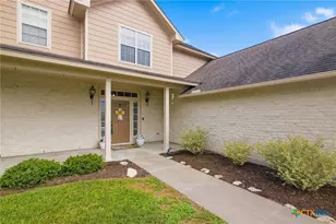 626 Basswood St, Victoria, TX 77904 - Photo 3