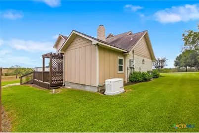 626 Basswood Street, Victoria, TX 77904 - Photo 5