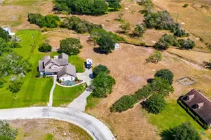 626 Basswood St, Victoria, TX 77904 - Photo 37