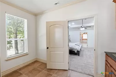 385 Green Park Drive, Belton, TX 76513 - Photo 13