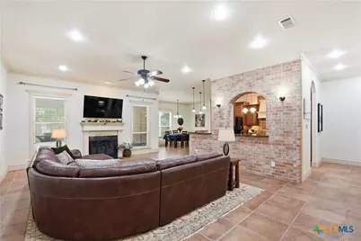 385 Green Park Drive, Belton, TX 76513 - Photo 15