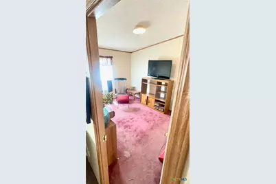 608 E 2nd Street, Victoria, TX 77901 - Photo 11