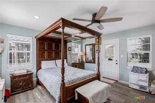 513 Lakeshore Dr, Victoria, TX 77905 - Photo 15