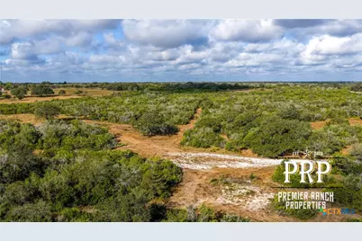 1776 Fm 1351, Goliad, TX 77963 - Photo 15