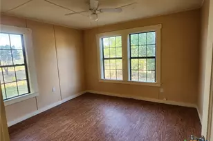 107 E St Mary St, Runge, TX 78151 - Photo 5