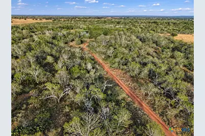 1320 Cr 388, Waelder, TX 78959 - Photo 27