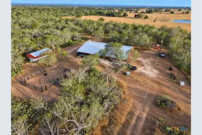 1320 Cr 388, Waelder, TX 78959 - Photo 3
