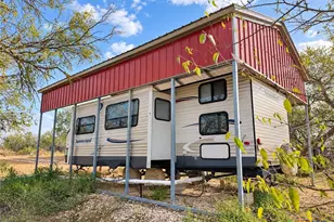 1320 Cr 388, Waelder, TX 78959 - Photo 21