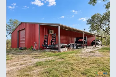 1320 Cr 388, Waelder, TX 78959 - Photo 5