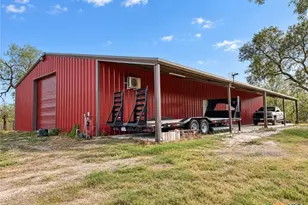 1320 Cr 388, Waelder, TX 78959 - Photo 5