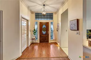 107 Windwood Ln, Victoria, TX 77904 - Photo 9