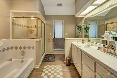 107 Windwood Lane, Victoria, TX 77904 - Photo 29
