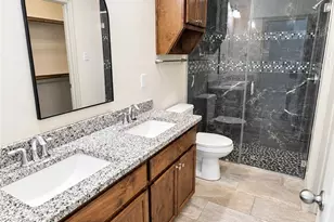 110 Alysheba Dr, Victoria, TX 77901 - Photo 15
