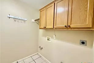 602 Newhaven St, Victoria, TX 77904 - Photo 21