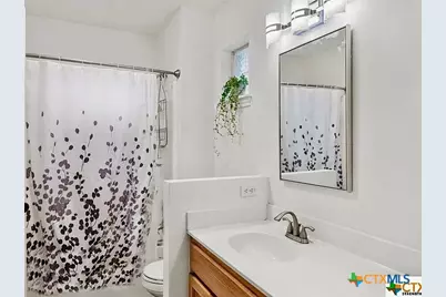 602 Newhaven Street, Victoria, TX 77904 - Photo 15