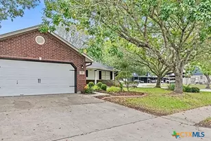 602 Newhaven St, Victoria, TX 77904 - Photo 3