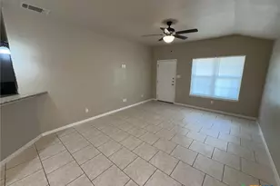 1300 Vanguard Ln, Killeen, TX 76549 - Photo 3
