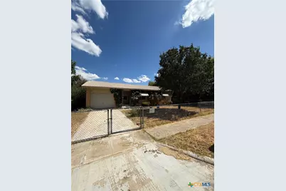 711 S 3rd Street, Copperas Cove, TX 76522 - Photo 1