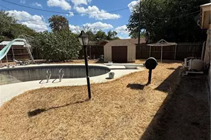 711 S 3rd St, Copperas Cove, TX 76522 - Photo 5