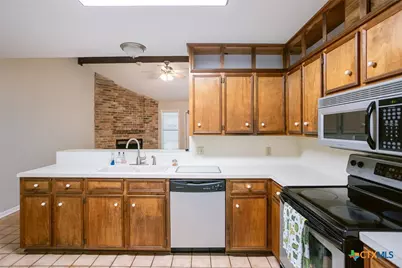 108 Cromwell Drive, Victoria, TX 77901 - Photo 9