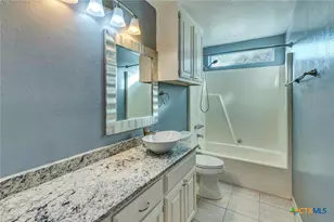 607 Bedivere Dr, Victoria, TX 77904 - Photo 29
