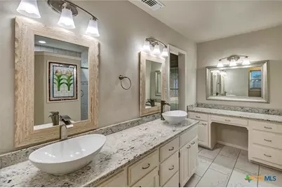 607 Bedivere Drive, Victoria, TX 77904 - Photo 37