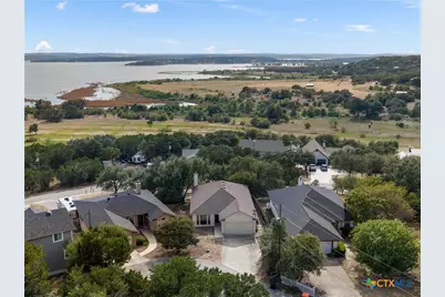 1730 Sorrel Creek Drive, Canyon Lake, TX 78133 - Photo 29