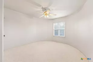 2748 Morning Star, New Braunfels, TX 78132 - Photo 35