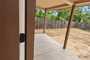 1310 N College St, Killeen, TX 76541 - Photo 23