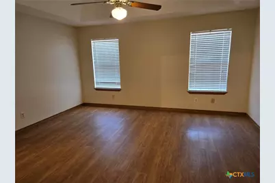 1211 Meadow Run, Seguin, TX 78155 - Photo 11