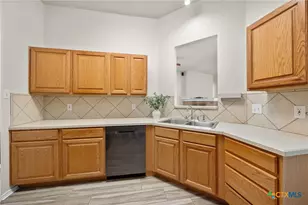 2 Holly Ct, Morgans Point, TX 76513 - Photo 5