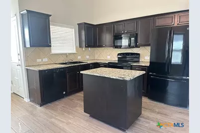 2420 Dimmitt Drive, New Braunfels, TX 78130 - Photo 3